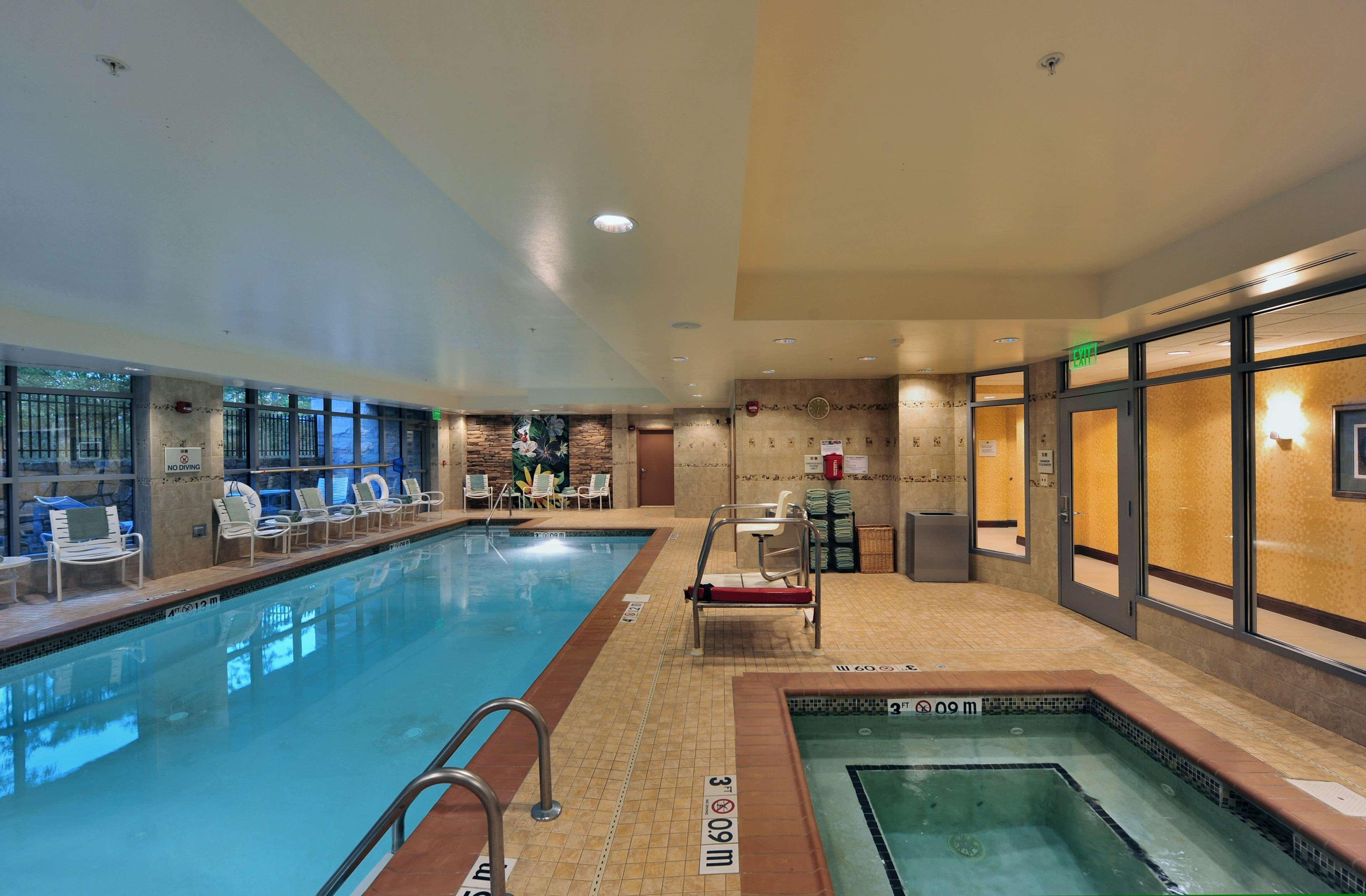 Hilton Garden Inn Rockville - Gaithersburg Exterior photo