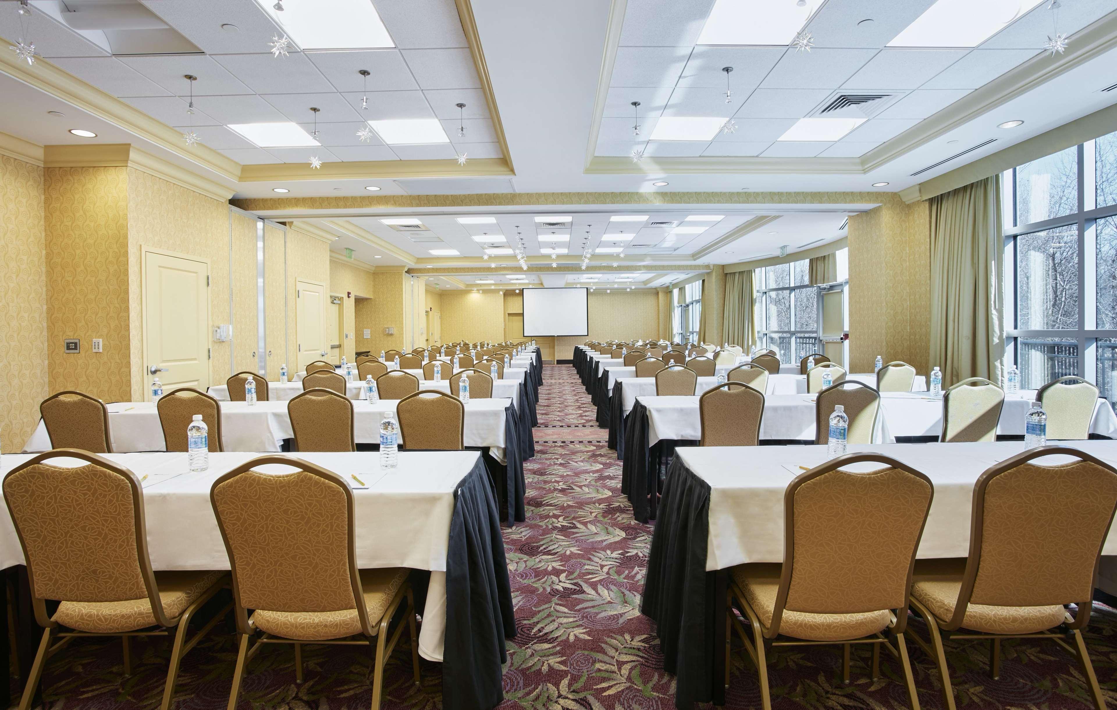 Hilton Garden Inn Rockville - Gaithersburg Exterior photo
