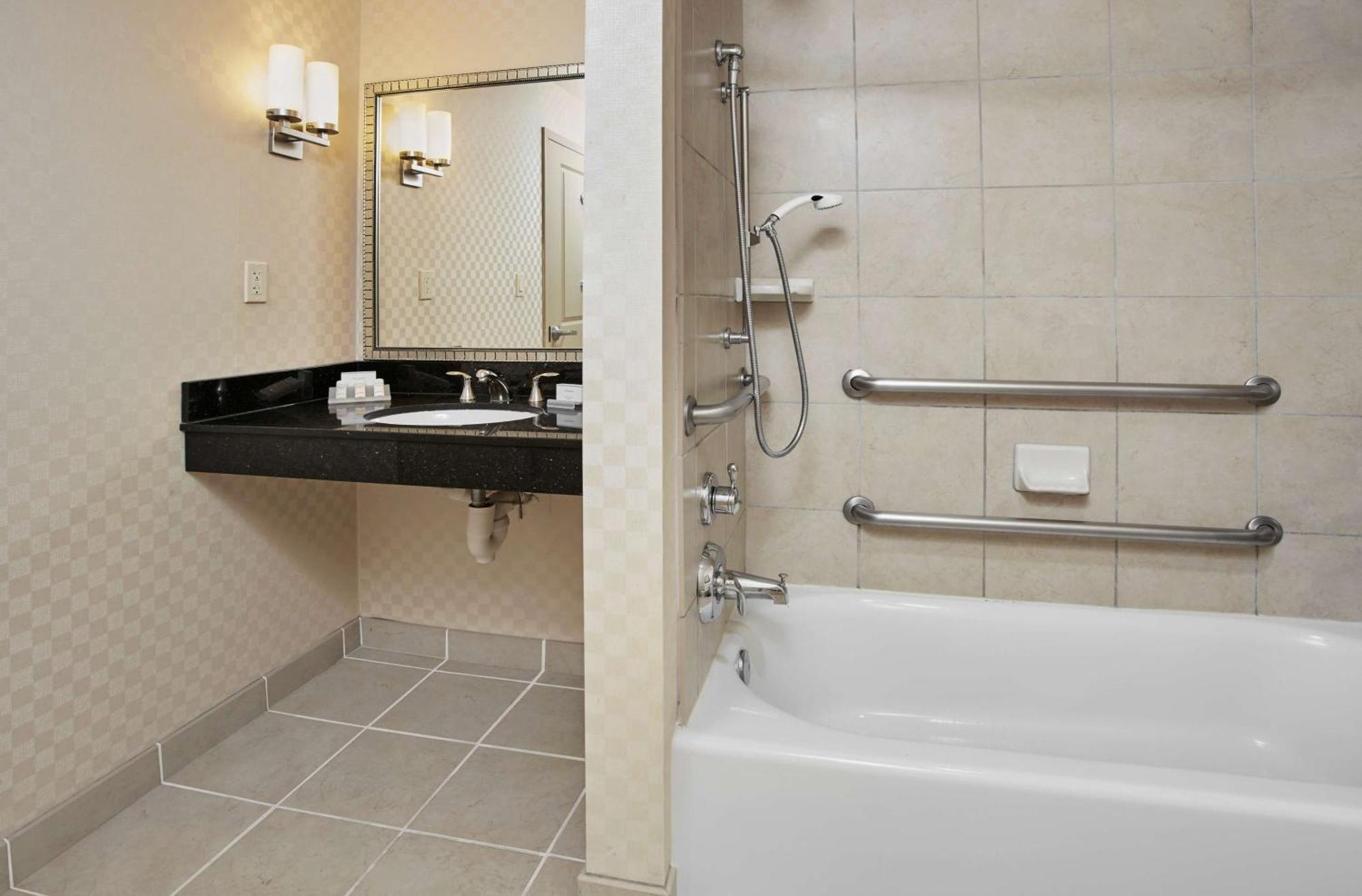 Hilton Garden Inn Rockville - Gaithersburg Exterior photo